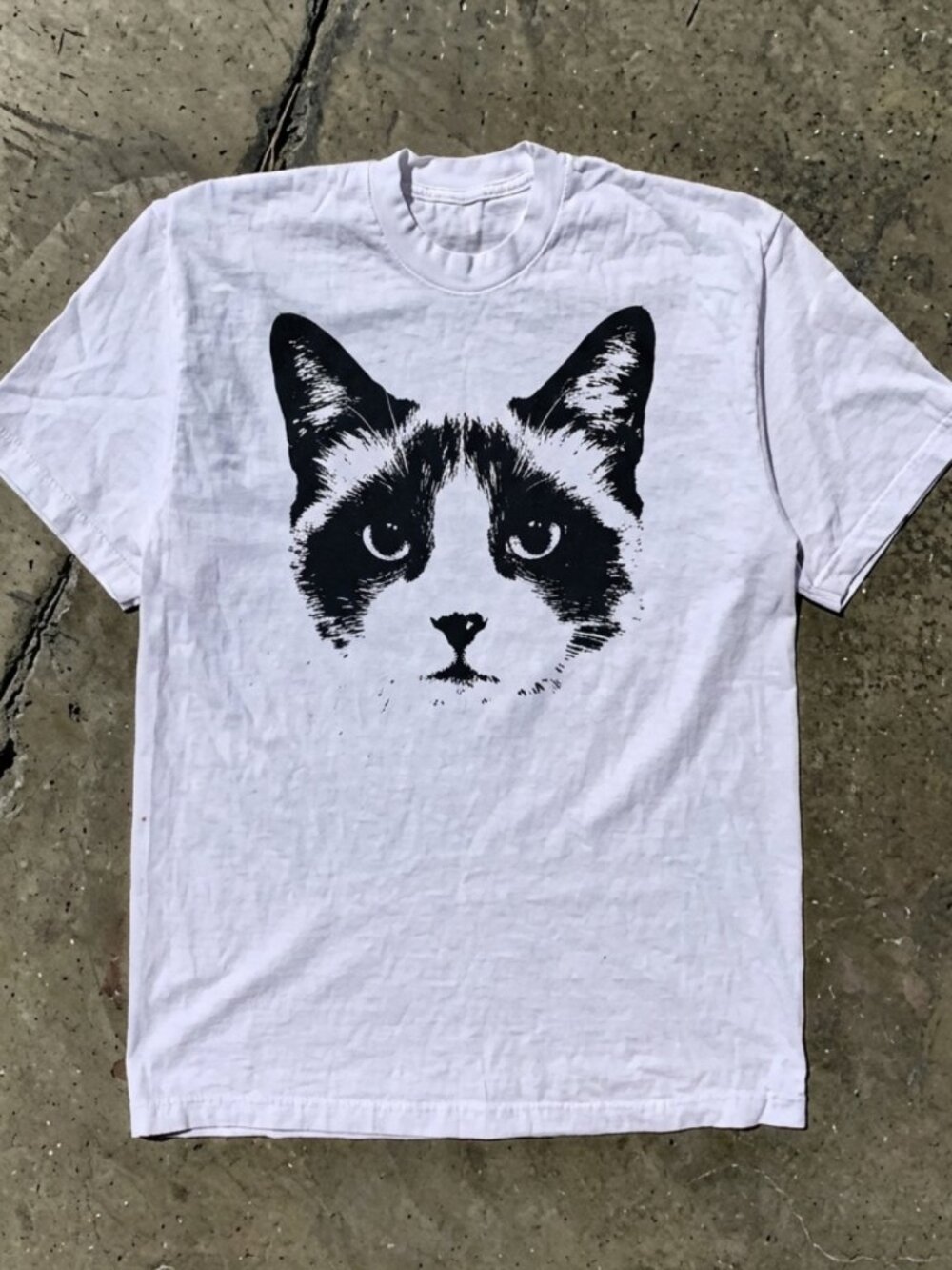 Ragdoll Cat Design - A Ragdoll Mom Gift T-Shirt Reprint